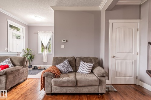 1 12042 101 Street, Edmonton, AB 
