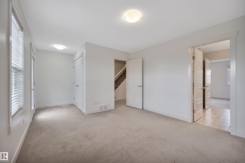 908 Valour Way, Edmonton, AB - Indoor Photo Showing Other Room