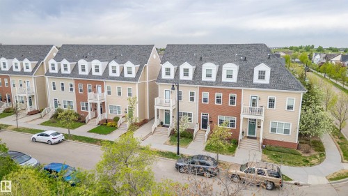 908 Valour Way, Edmonton, AB - Outdoor With Facade