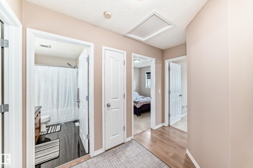 3994 Mcmullen Green Green, Edmonton, AB 