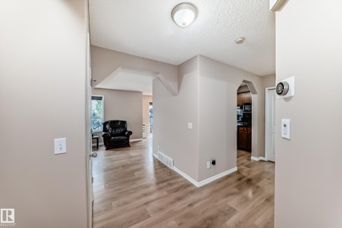 3994 Mcmullen Green Green, Edmonton, AB 