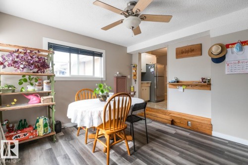 6303 89 Avenue, Edmonton, AB - Indoor Photo Showing Dining Room