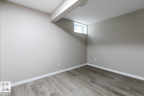 6303 89 Avenue, Edmonton, AB - Indoor Photo Showing Other Room