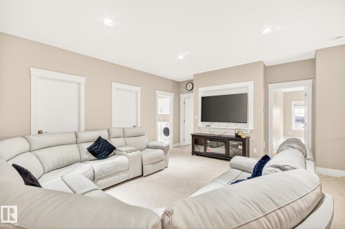 5803 32 Street Ne, Rural Leduc County, AB - Indoor Photo Showing Living Room