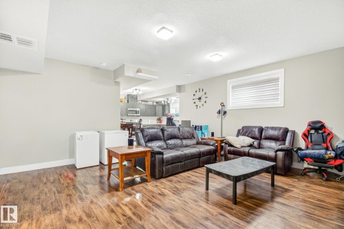 5803 32 Street Ne, Rural Leduc County, AB - Indoor Photo Showing Living Room