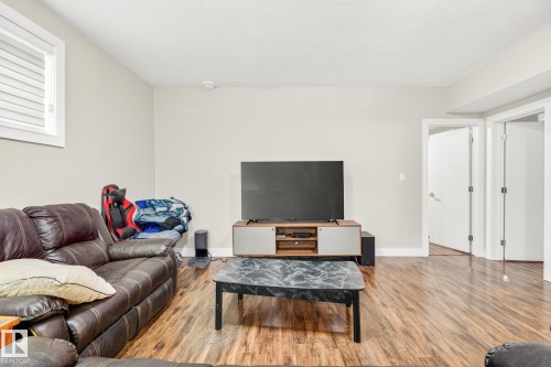 5803 32 Street Ne, Rural Leduc County, AB - Indoor Photo Showing Living Room