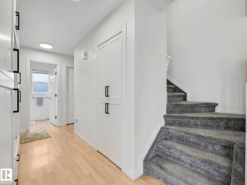 920 Haliburton Road, Edmonton, AB - Indoor Photo Showing Other Room