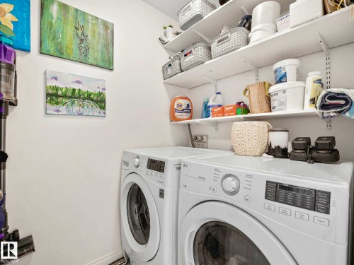 920 Haliburton Road, Edmonton, AB - Indoor Photo Showing Laundry Room
