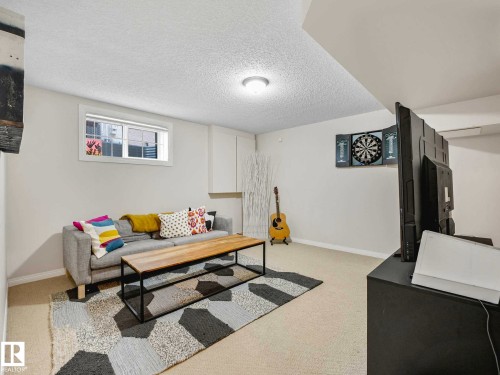 920 Haliburton Road, Edmonton, AB - Indoor