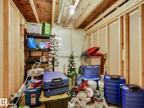 920 Haliburton Road, Edmonton, AB - Indoor Photo Showing Other Room