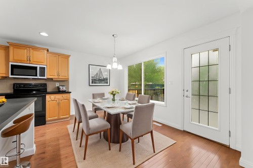 1951 120 Street, Edmonton, AB - Indoor