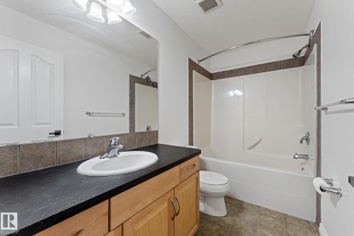 1951 120 Street, Edmonton, AB - Indoor Photo Showing Bathroom