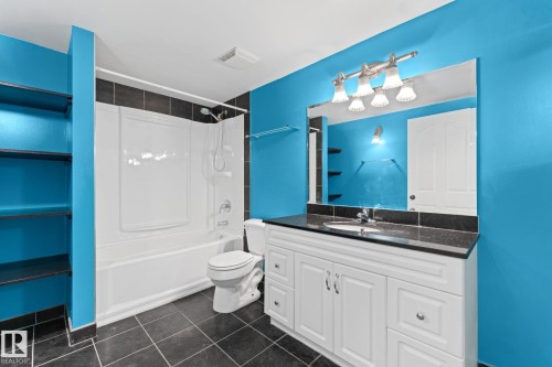1951 120 Street, Edmonton, AB - Indoor Photo Showing Bathroom