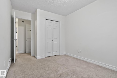 1014 162 St Sw, Edmonton, AB - Indoor Photo Showing Other Room