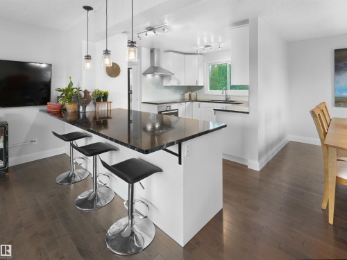 8603 73 Street, Edmonton, AB - Indoor