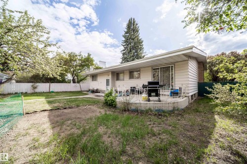 Back house - 6403 132 Street, Edmonton, AB - Outdoor