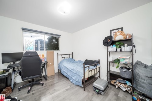 Bedroom - 6403 132 Street, Edmonton, AB - Indoor