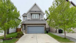 3962 CLAXTON Loop  Edmonton, AB T6W 1Y7