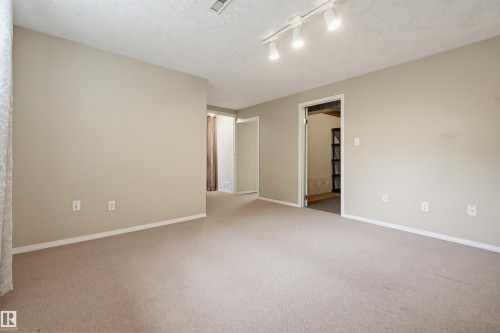 817 Erin Place, Edmonton, AB - Indoor Photo Showing Other Room