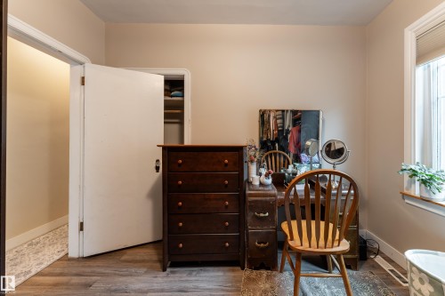 11228 67 Street, Edmonton, AB - Indoor