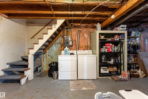 11228 67 Street, Edmonton, AB - Indoor Photo Showing Laundry Room