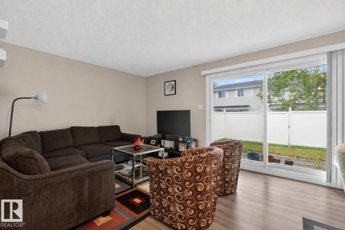 11368 139 Avenue, Edmonton, AB 