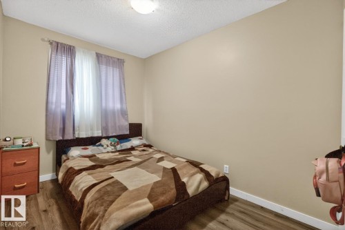 11368 139 Avenue, Edmonton, AB 