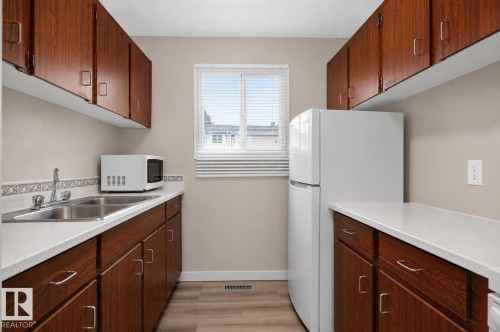 11368 139 Avenue, Edmonton, AB 