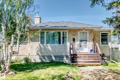 10958 65 Avenue, Edmonton, AB 