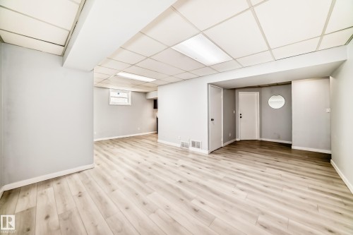 10958 65 Avenue, Edmonton, AB 