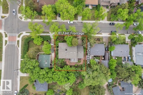 Aerial perspective highlighting a property with 81 feet of frontage and 90 feet of depth - 10819 54 Avenue, Edmonton, AB 