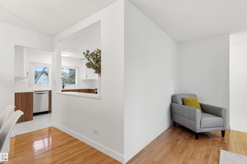 11135 49 Avenue, Edmonton, AB 