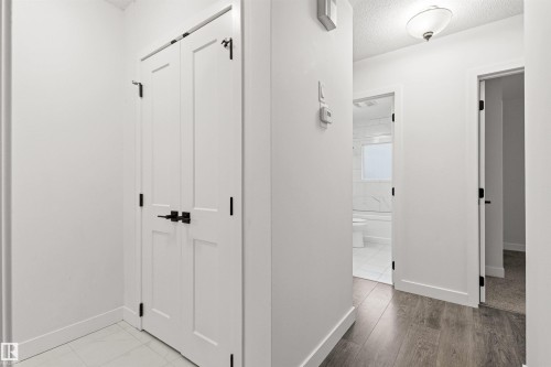 11135 49 Avenue, Edmonton, AB 