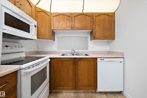 111 9619 174 Street, Edmonton, AB 