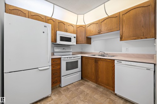111 9619 174 Street, Edmonton, AB 