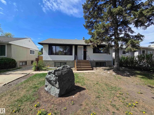 11844 St Albert Trail, Edmonton, AB 