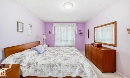 49 9718 176 Street, Edmonton, AB 