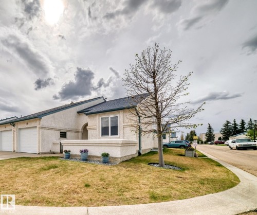 49 9718 176 Street, Edmonton, AB 