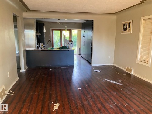 9143 78 Avenue, Edmonton, AB 