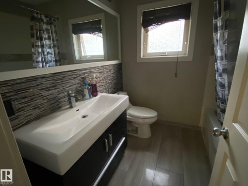 9143 78 Avenue, Edmonton, AB 