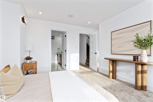 9624 86 Street, Edmonton, AB - Indoor Photo Showing Bedroom