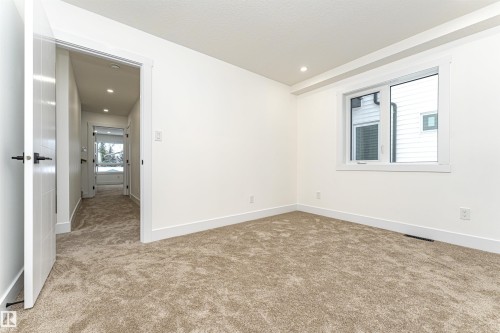 9624 86 Street, Edmonton, AB - Indoor Photo Showing Other Room