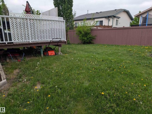 1113 Hermitage Road, Edmonton, AB 