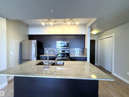 703 10226 104 Street, Edmonton, AB 