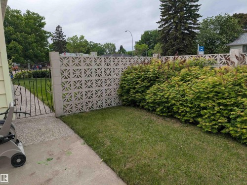 9443 75 Street, Edmonton, AB 