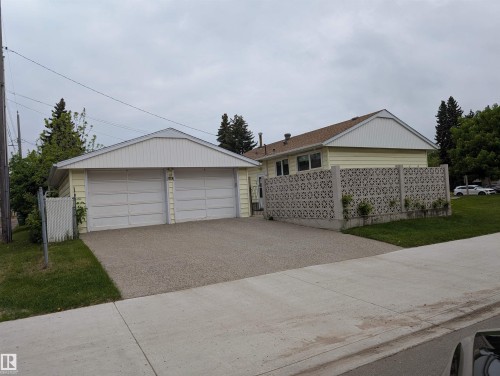 9443 75 Street, Edmonton, AB 