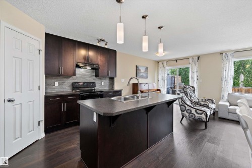 2152 Cassidy Wynd, Edmonton, AB 