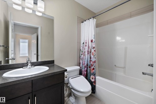 2152 Cassidy Wynd, Edmonton, AB 