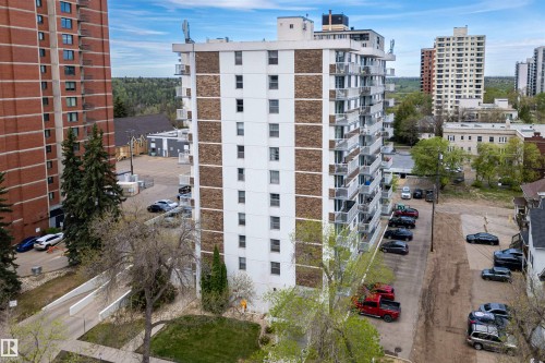 1007 9930 113 Street, Edmonton, AB - Outdoor