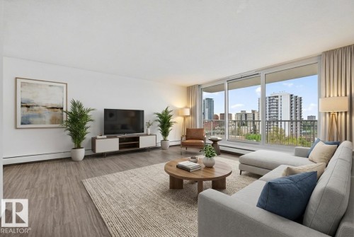 1007 9930 113 Street, Edmonton, AB - Indoor Photo Showing Living Room